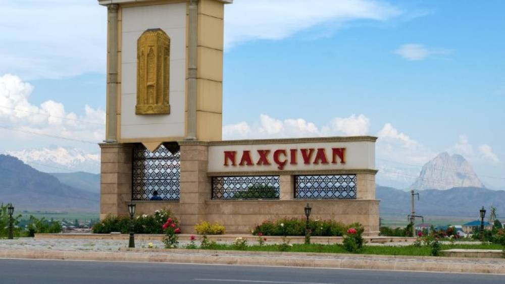 Naxçıvanda dərslər dayandırıldı - RƏSMİ