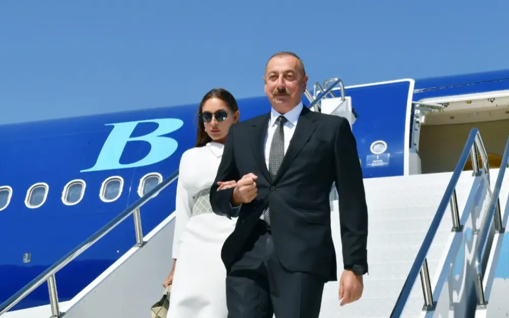Prezident və xanımı Türkiyəyə getdi