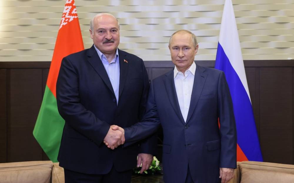 Putin Lukaşenkonu təbrik etdi
