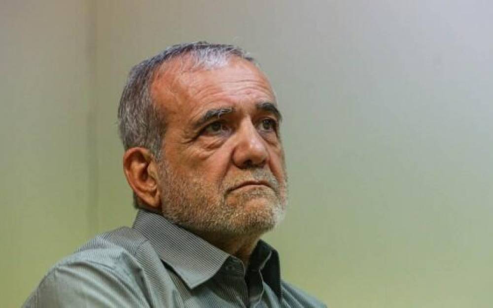 "Bəzi hadisələr baş verdiyinə görə burada əlavə müddətə qala bilmirəm" - Pezeşkian