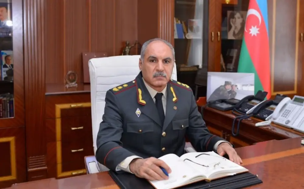 Xanlar Vəliyev təqaüdə göndərildi