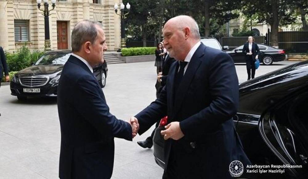Bayramovla Sinirlioğlu arasında geniştərkibli görüş keçirildi