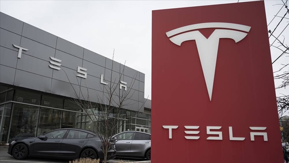 Tesla-nın mənfəəti birinci rübdə 71 faiz azaldı