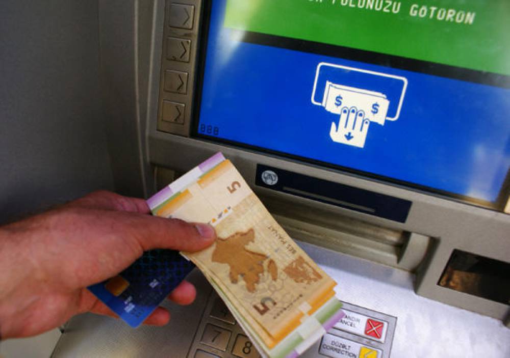Vətəndaş maaş və pensiyasını istədiyi bankdan ala biləcək