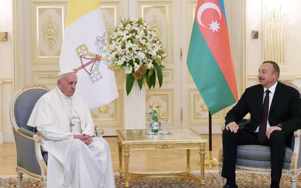 Prezident Roma Papasını ölümü ilə bağlı başsağlığı verdi