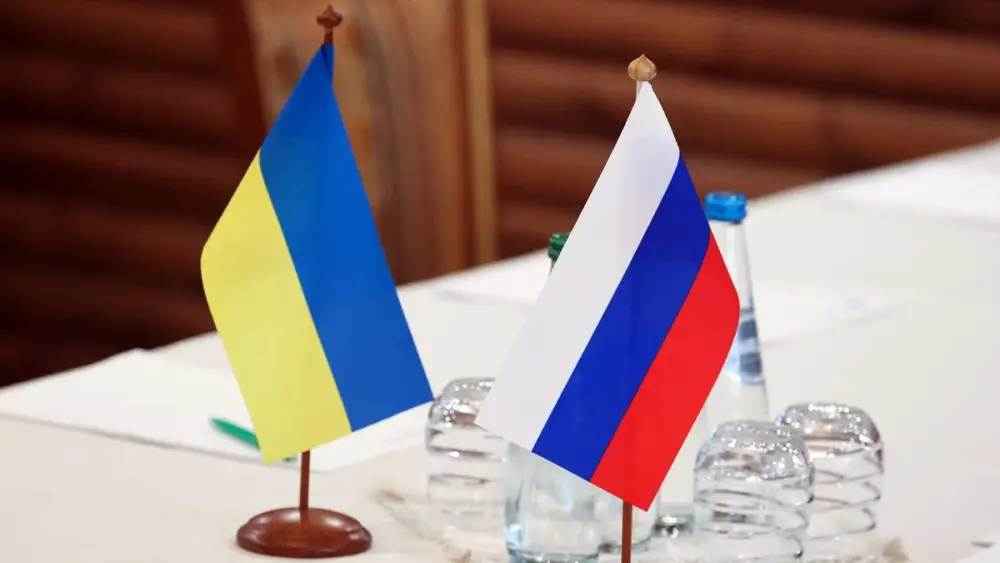 Sergey Şoyqu BƏƏ səfiri ilə görüşdü