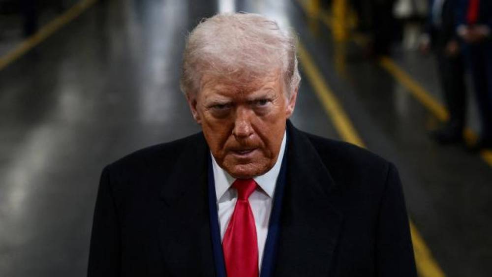 Trampın reytinqi düşməyə davam edir