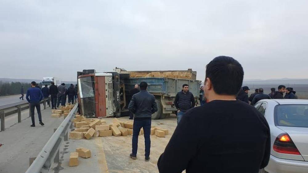 Ağcabədidə ağır qəza: Ölən var