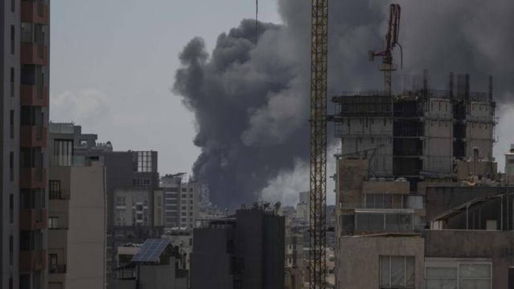 İsrail ordusu Livanın cənubuna hava hücumu etdi