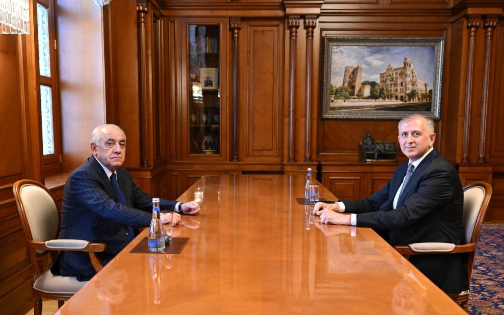 Əli Əsədov Gürcüstanın Azərbaycandakı səfirini səlahiyyətinin bitməsi ilə bağlı qəbul edib