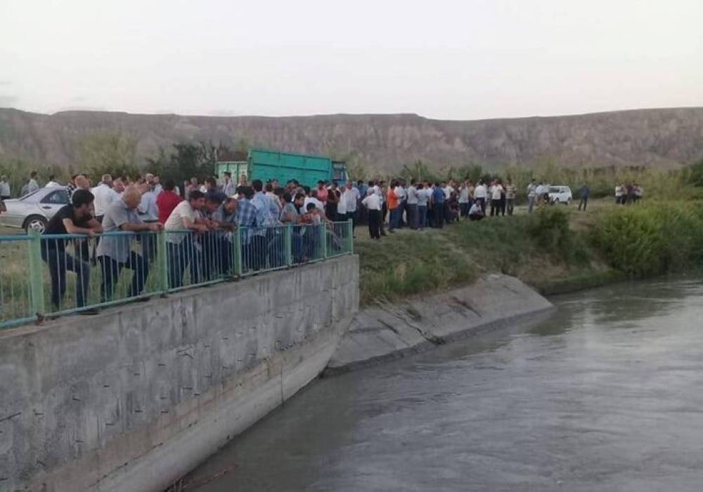Baş Muğan kanalında kişi meyiti tapıldı