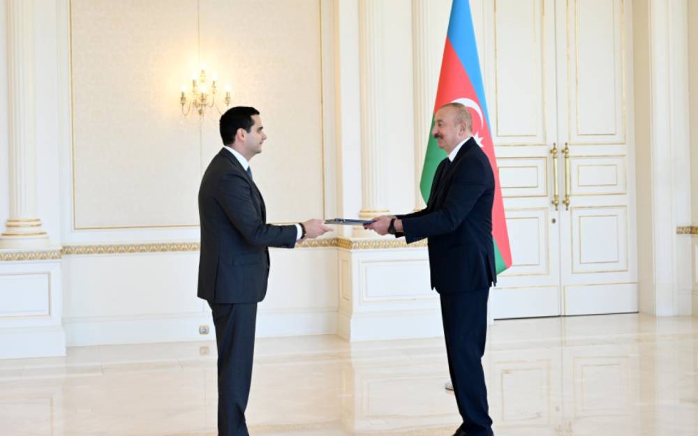 İlham Əliyev Slovakiyanın yeni səfirinin etimadnaməsini qəbul edib - FOTOLAR
