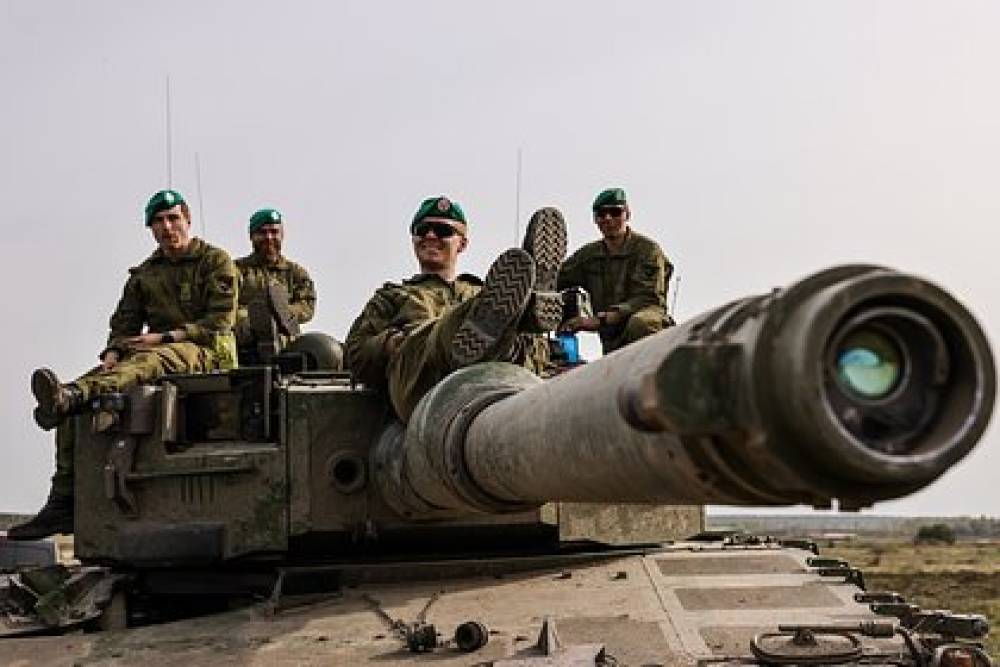 NATO ölkəsi Rusiya ilə sərhəddə yeni briqada yaradır