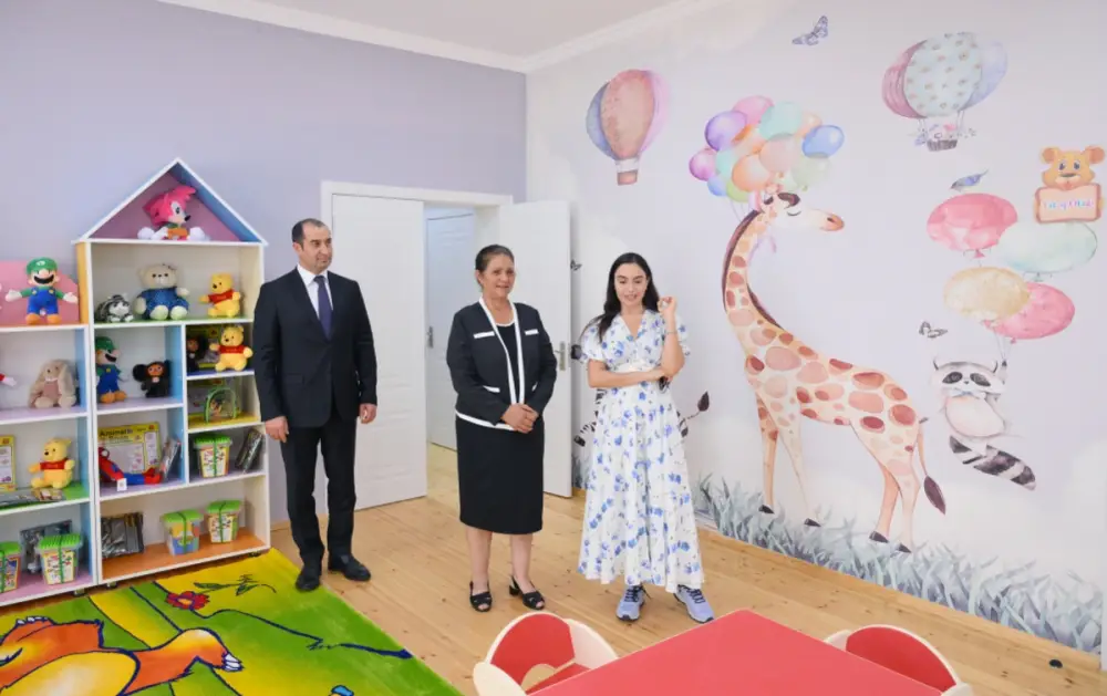 Leyla Əliyeva Şamaxıda inşa olunan körpələr evi-uşaq bağçalarının açılışında iştirak edib