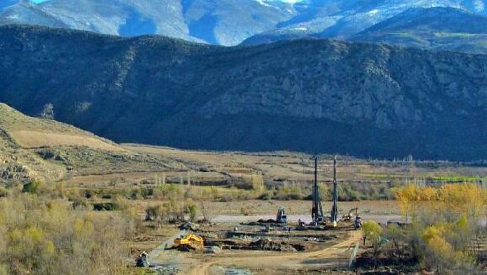 Yük maşınının sürücüsü 2920 abonenti qazsız qoydu