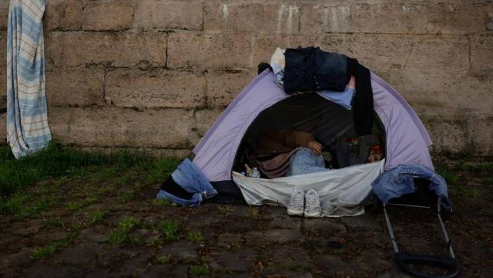 Bu ölkədə evsizlərin sayında rekord artım müşahidə olunur