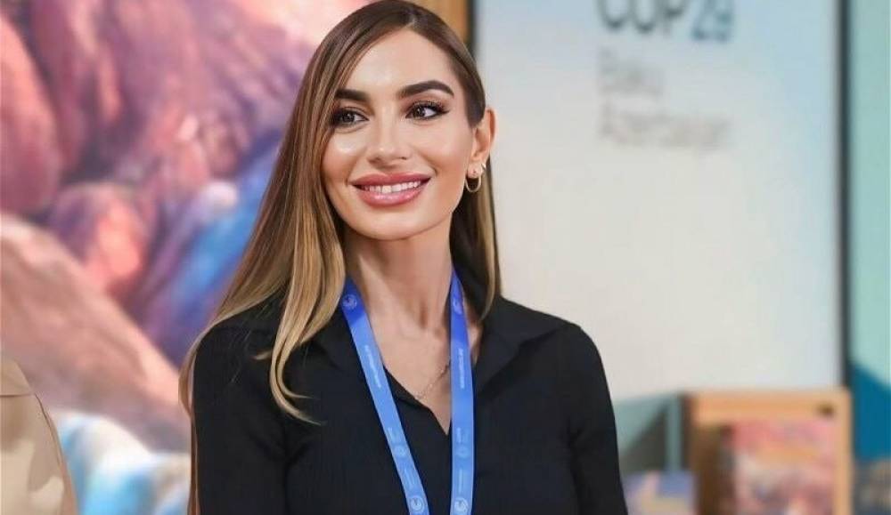 Arzu Əliyeva atası ilə nadir fotosunu paylaşdı