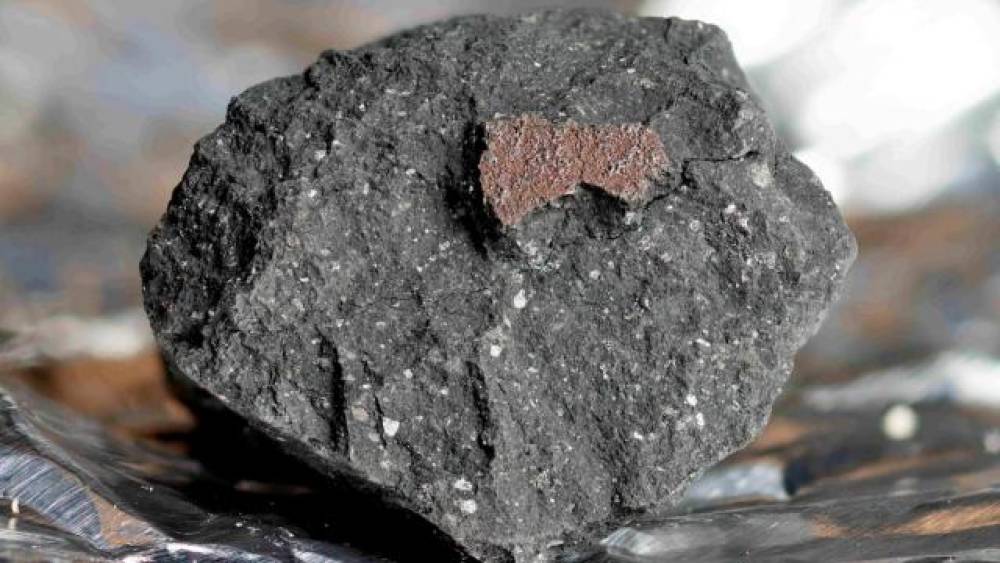 Marsdan düşən 4,5 milyard illik meteoritdə su izləri aşkar edildi