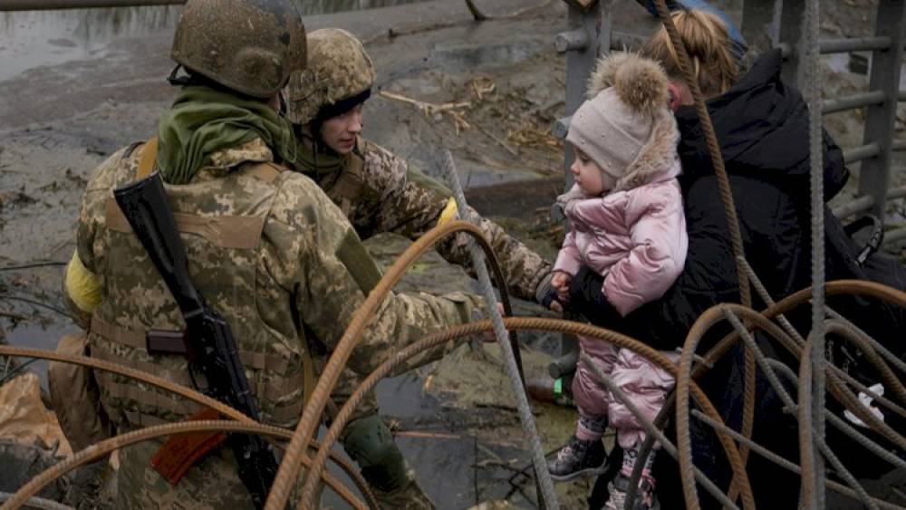 Rusiya ukraynalı azyaşlıları ölkələrinə qaytardı 
