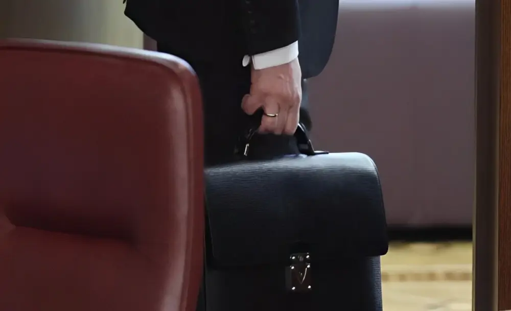 İki şəhərdə icra başçılarının müavinlərinin sayı azaldıldı