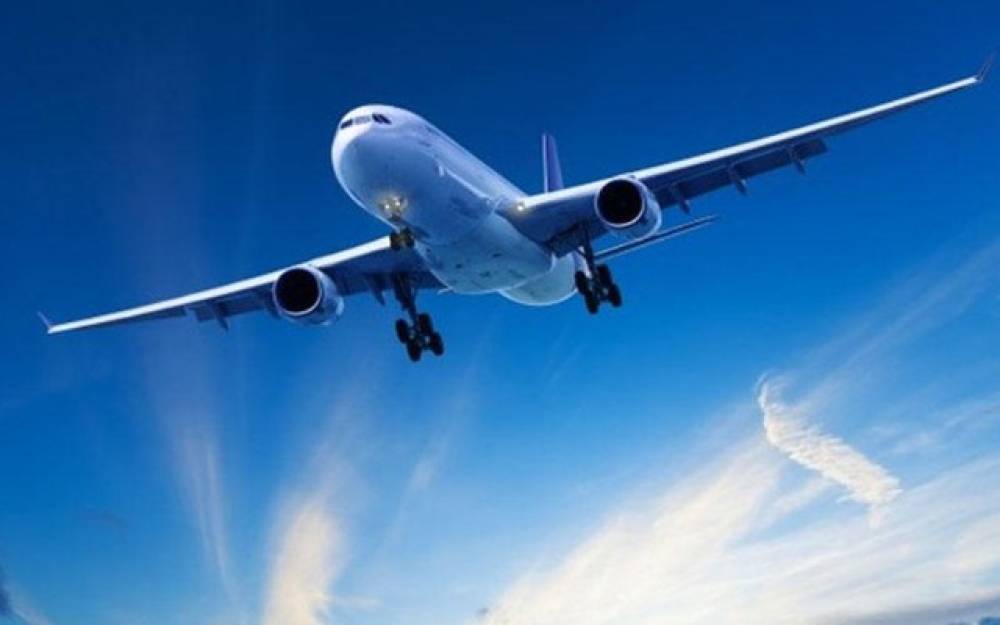 Əbu-Dabidən Bakıya uçan təyyarə geri qayıdır