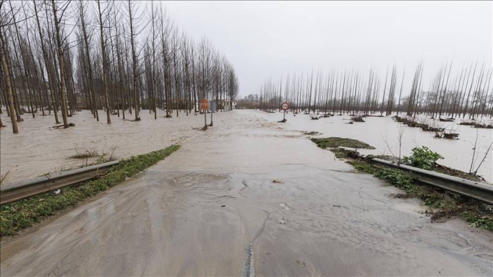 İspaniyada bu səbəbdən 5500 nəfər evlərindən təxliyə edildi