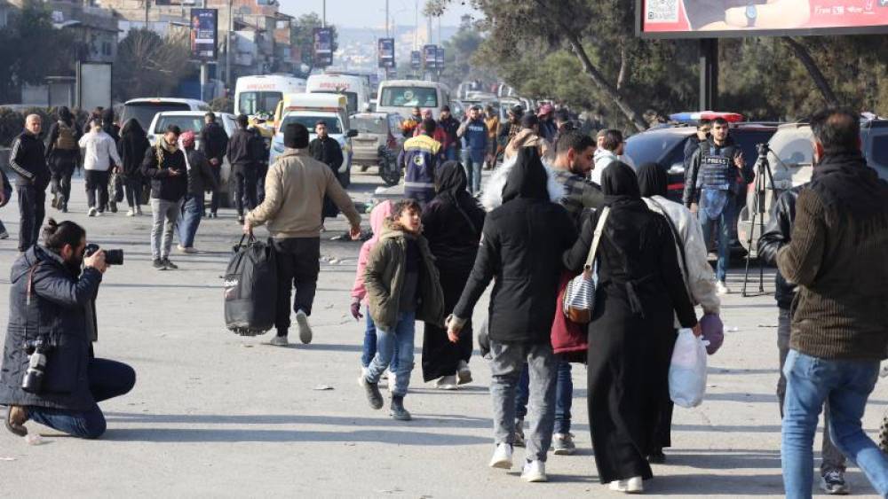 Suriyada küçələrə çıxmaq qadağan edildi 