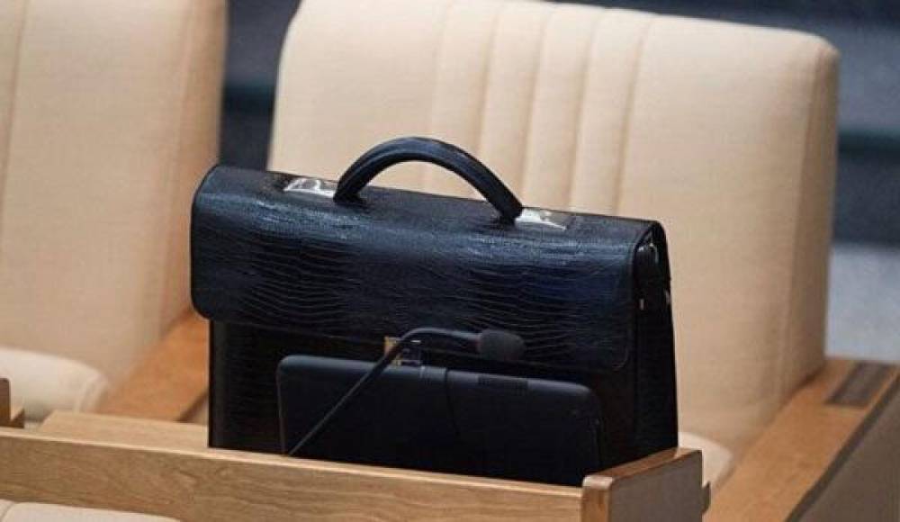 Azərbaycanda bu vəzifələr ləğv olundu