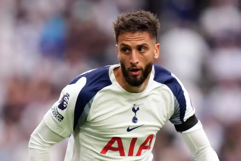 "Tottenhem"in futbolçusu əməliyyat olunub