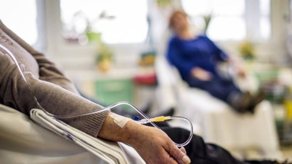 Xərçəng xəstələri müalicə üçün özəl klinika seçə biləcək