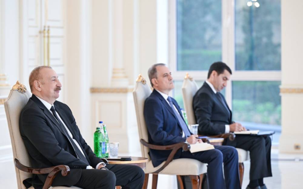 İlham Əliyev İndoneziya Prezidentini Azərbaycana səfərə dəvət edib