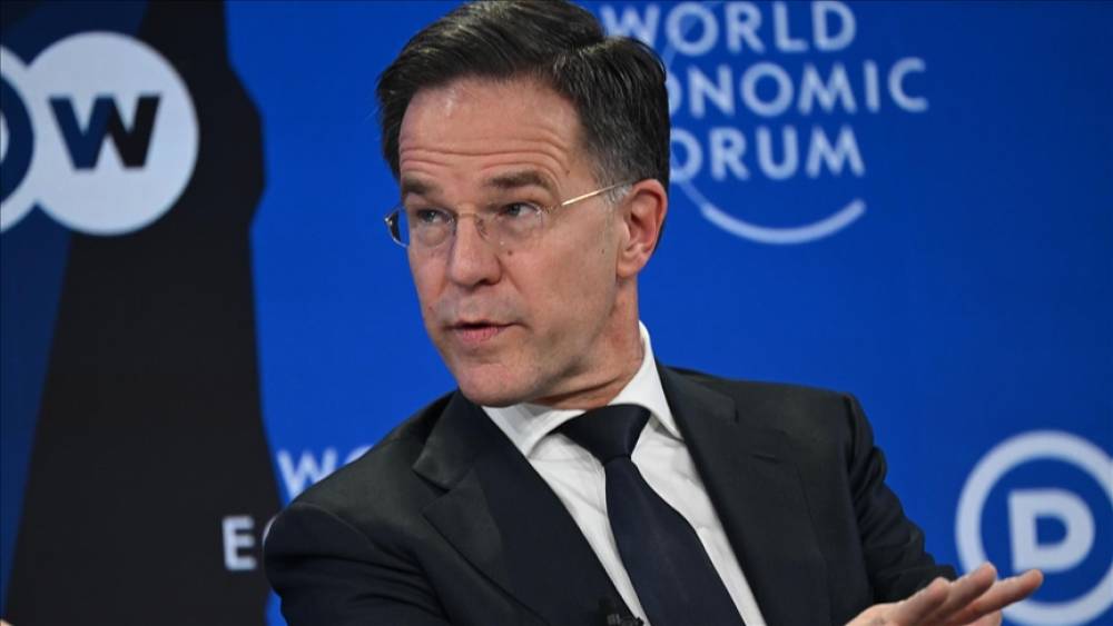 NATO: Ukraynaya diqqət yetirmək bizim bir nömrəli prioritetimiz olmalıdır