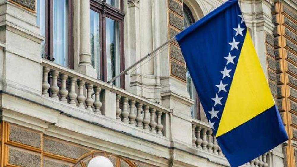 Bosniya-Hersoqovina parlamentində ilan panikası