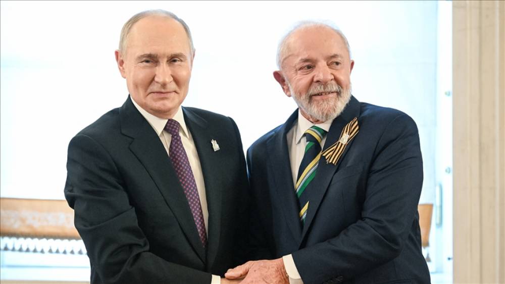 Putin braziliyalı həmkarı ilə telefon danışığı apardı