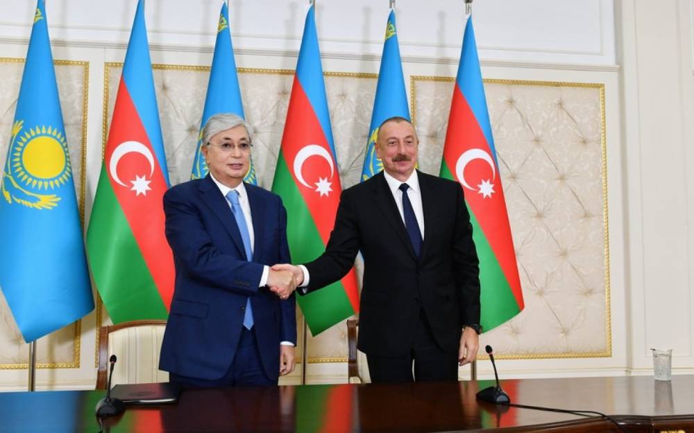 İlham Əliyev qazaxıstanlı həmkarına zəng ETDİ