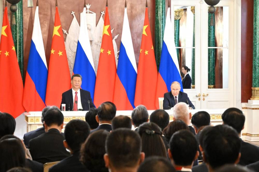 Putin və Si Cinpinq üzbəüz danışıqlara başlayıblar