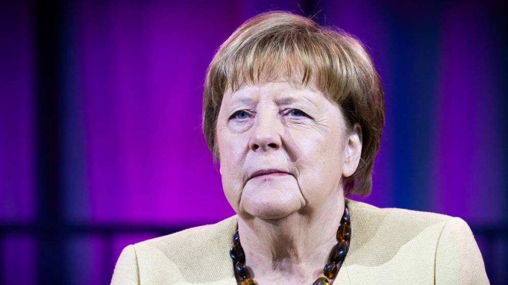 Merkel: Avropa miqrasiya səbəbindən məhv olmaq təhlükəsi ilə qarşıdır