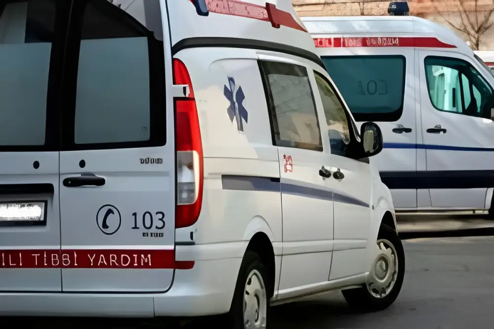 Piyadanı vurub öldürən təcili yardım sürücüsünə hökm oxundu