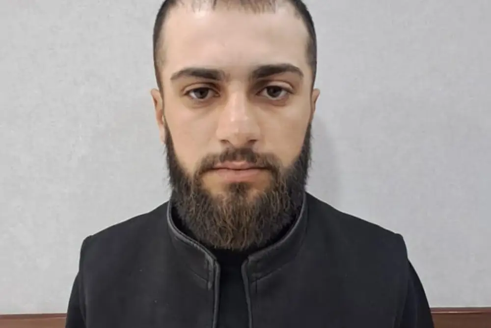 Dənizdə boğulduğu ehtimal edilən skripkaçı 7 ay sonra SAĞ TAPILDI