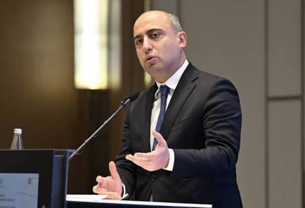 Emin Əmrullayev: "Minifutbol turnirlərinin keçirilməsi gənclərin idmana marağının artmasında rol oynayır" 