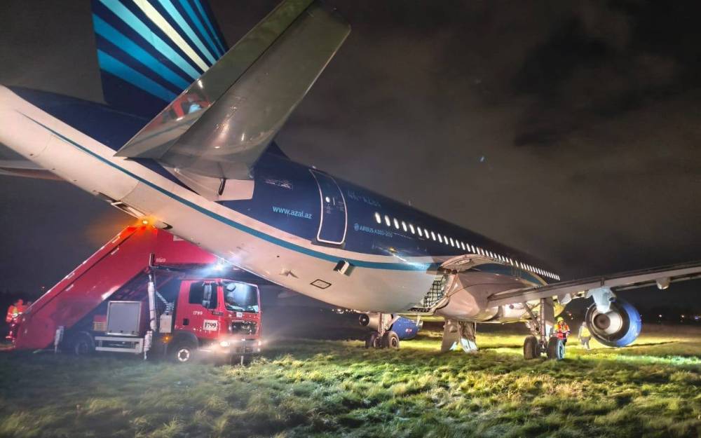 AZAL təyyarəsi Rusiyada məcburi eniş etdi - VİDEO