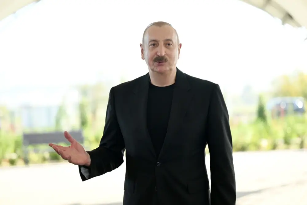 Prezident İlham Əliyev Zəngilanın Məmmədbəyli və Ağalı kəndlərinin sakinlərinə mənzillərin açarlarını təqdim edib