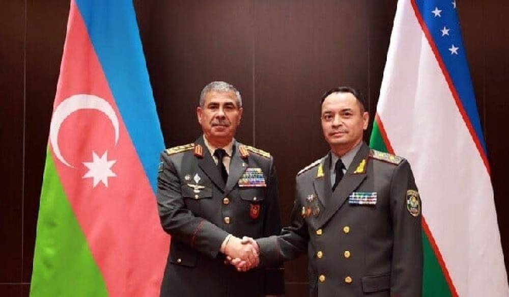 Zakir Həsənov Özbəkistana getdi, generalla görüşdü