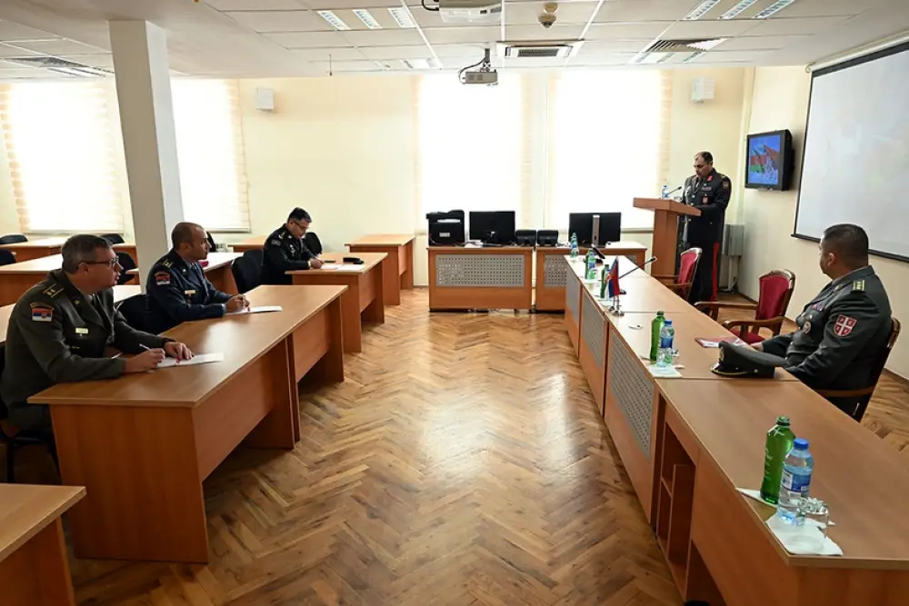 Azərbaycan və Serbiya arasında hərbi əməkdaşlığın gücləndirilməsi müzakirə olunub