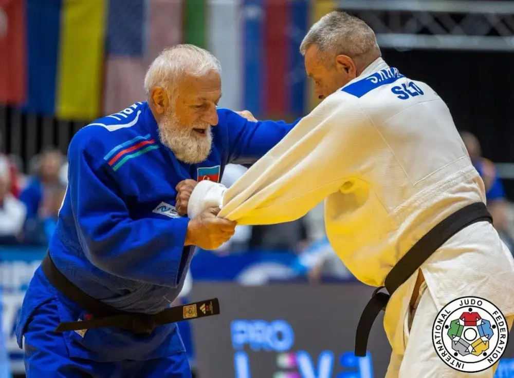 Azərbaycanın veteran cüdoçusu Fərhad Rəcəbli 12-ci dəfə Avropa çempionu olub
