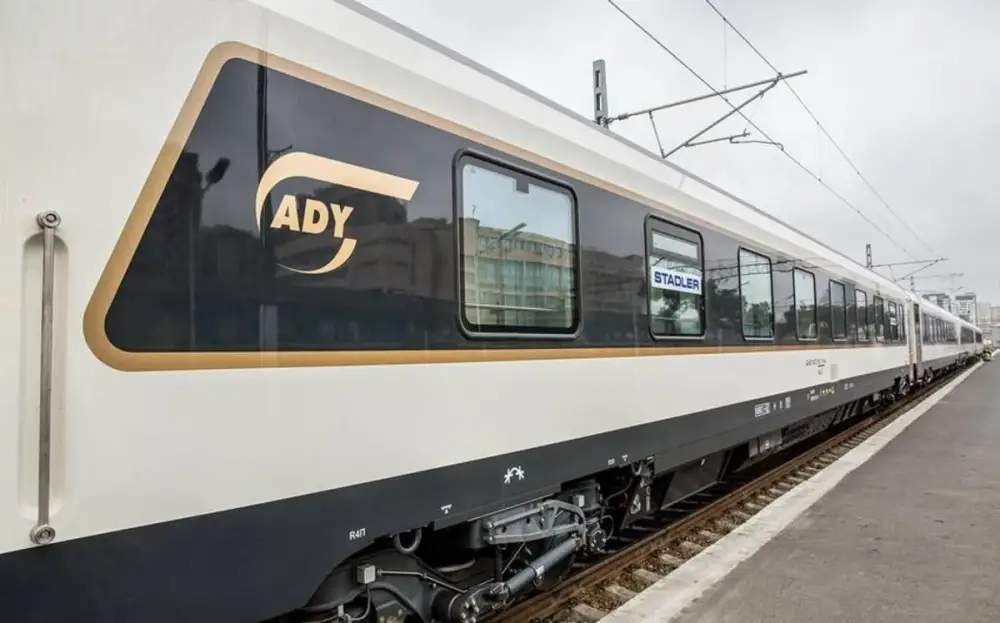 ADY: 9 ayda hərəkətdə olan sərnişin qatarlarına 26 dəfə daş atılıb