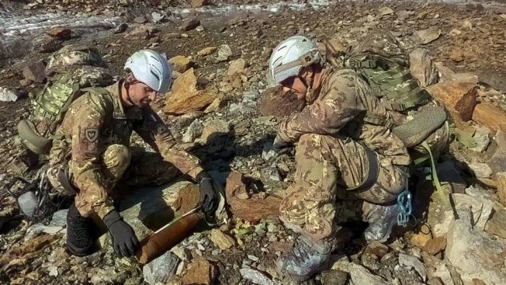 Buzlaqlar əridi: Birinci Dünya Müharibəsinə aid sursatlar tapıldı