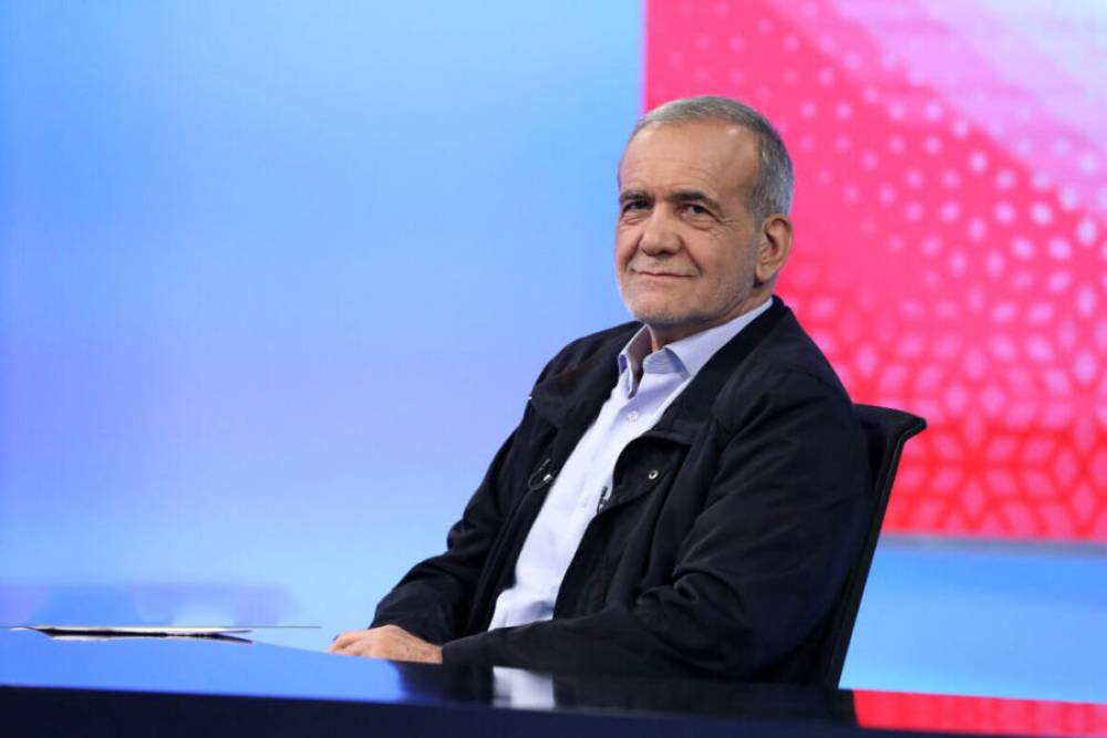 Pezeşkian: Ölkənin problemlərini həll etmək üçün praktiki planlar tətbiq etməliyik