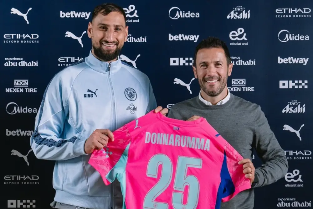 "Mançester Siti" Donnarummanı transfer etdiyini açıqlayıb
